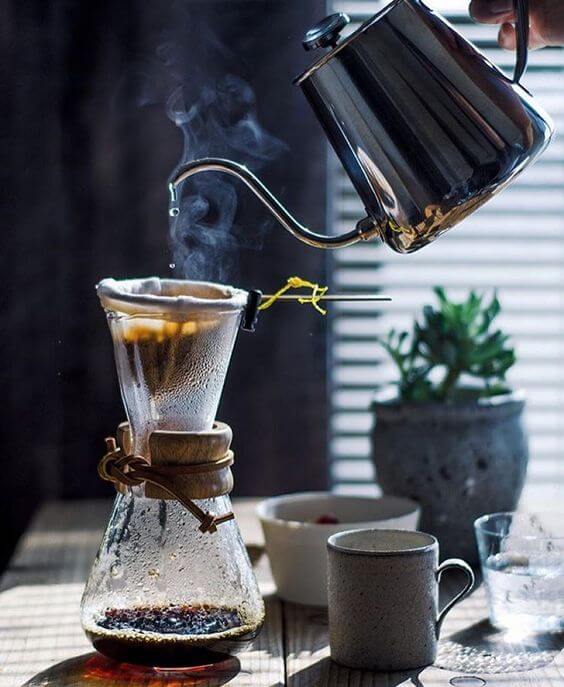 Chemex Classic Coffee Maker – Timeless Brewing for Perfect Pour-Over Coffee