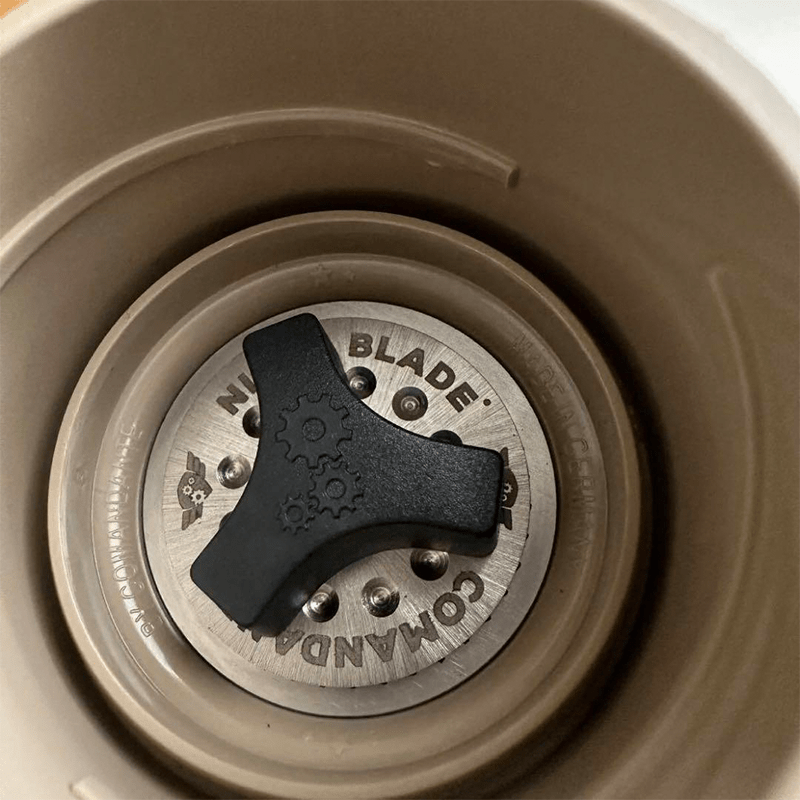 Comandante X25 Trailmaster – Durable Outdoor Hand Grinder
