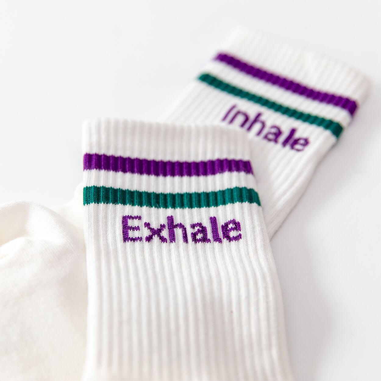 Socken mit Yoga-Motiv: Inhale Exhale | Namasté