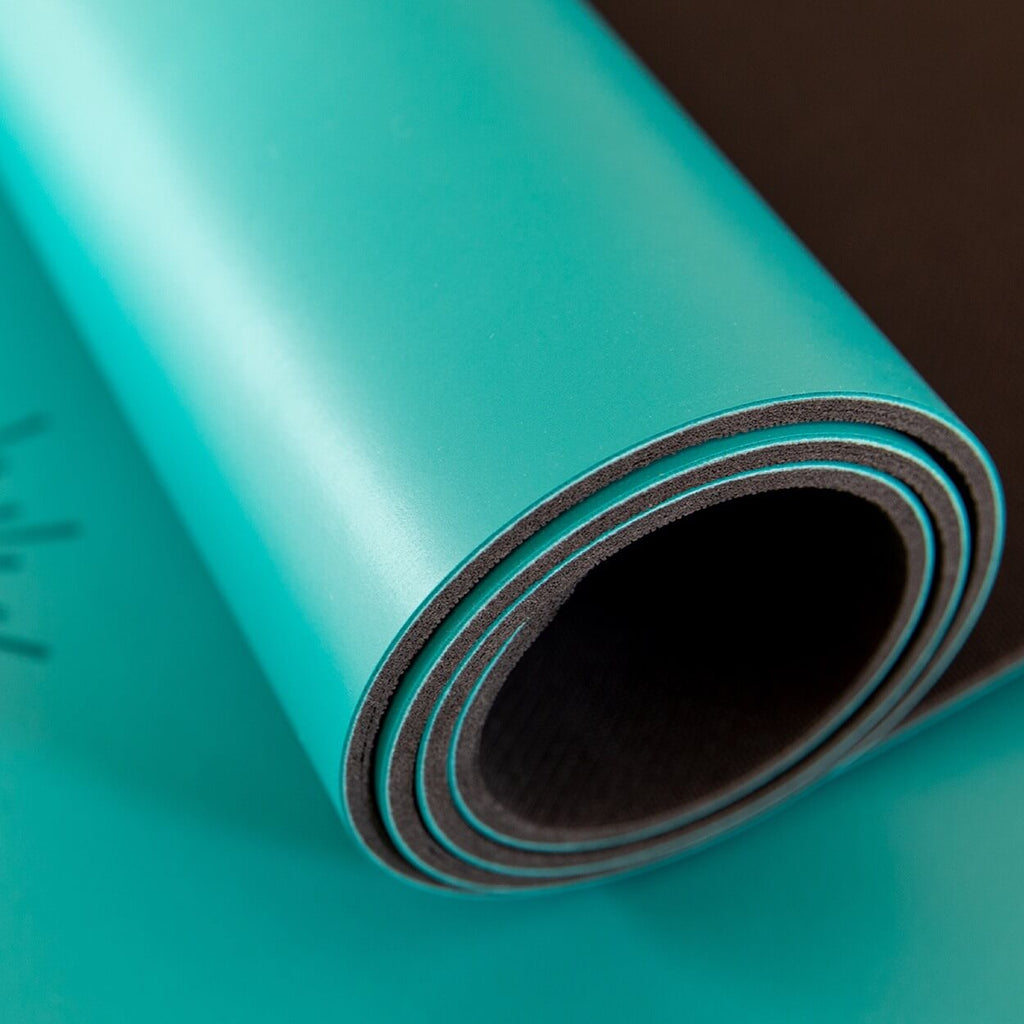 Non-slip yoga mat: Japanese grip for perfect traction