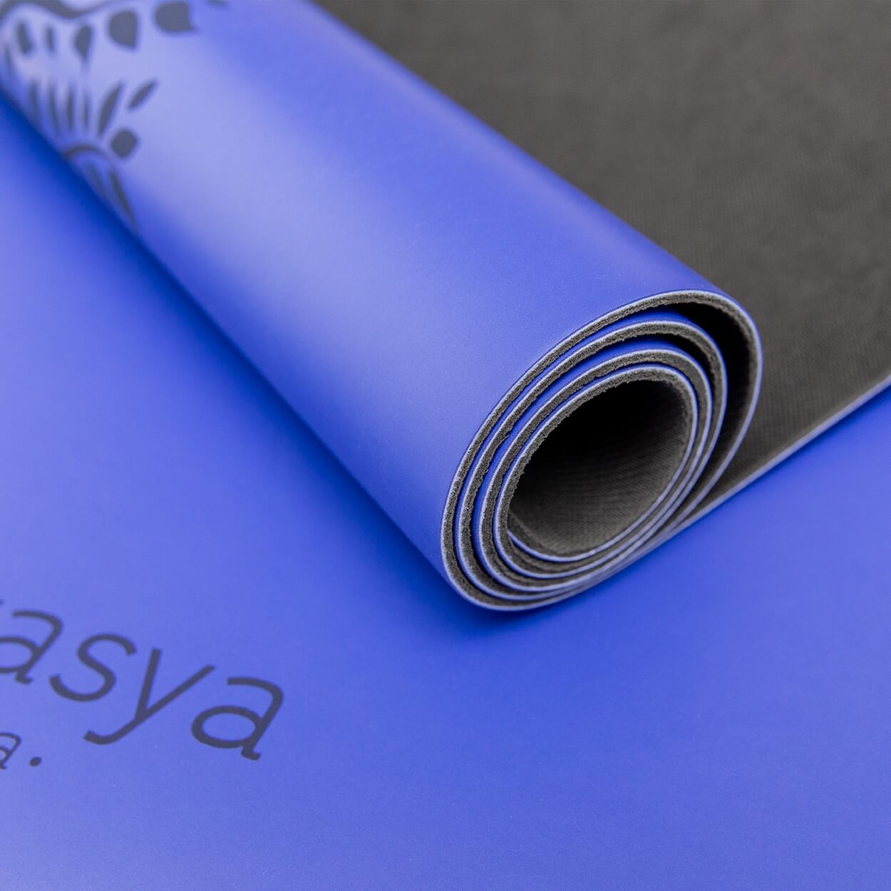 Non-slip yoga mat: Japanese grip for perfect traction